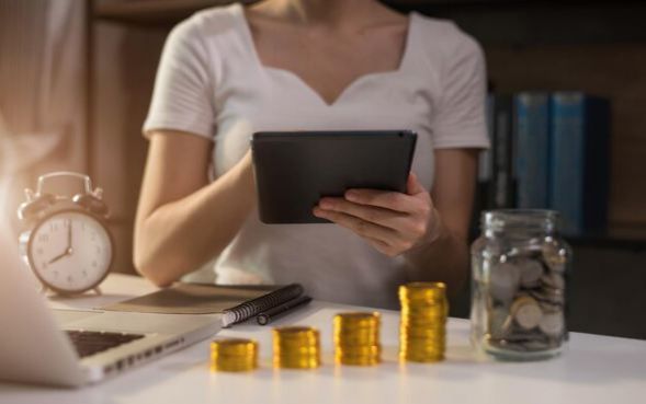 线下旅游贷款平台哪个好？2023年靠谱推荐及避坑指南