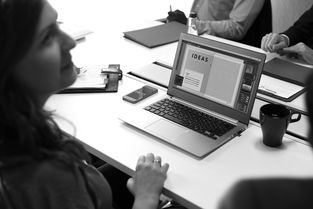 急用钱必看！正规借钱平台公司地址怎么查才靠谱？