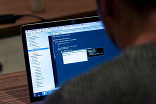 附近私人借钱联系方式，探讨十款网贷最好下款的平台