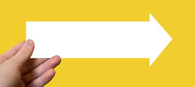 在小平台借钱先交钱？别急！这些防坑技巧要记牢