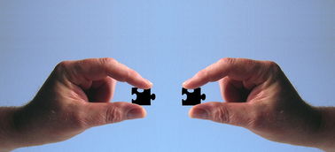 贷款中介服务平台如何选？5大核心功能与避坑指南